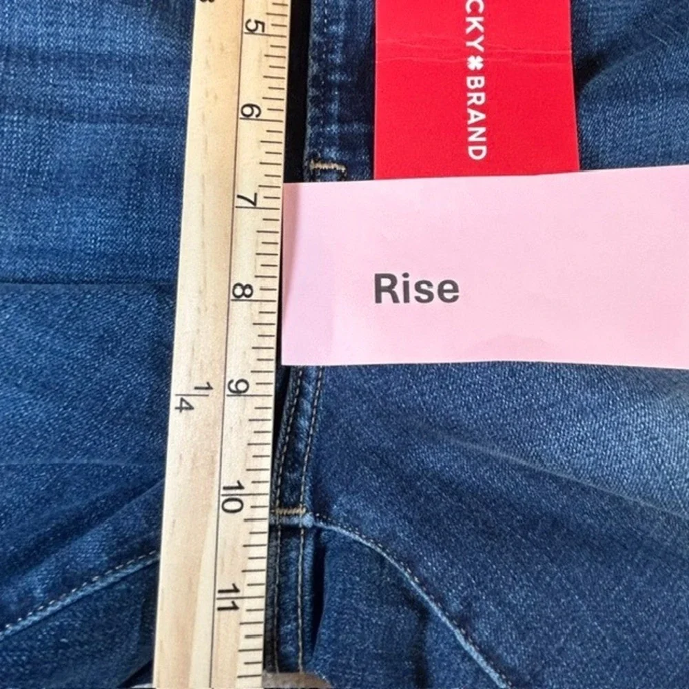 NWT Lucky Brand Women's Sweet Mid Rise Crop Denim Jeans 14/32 $99